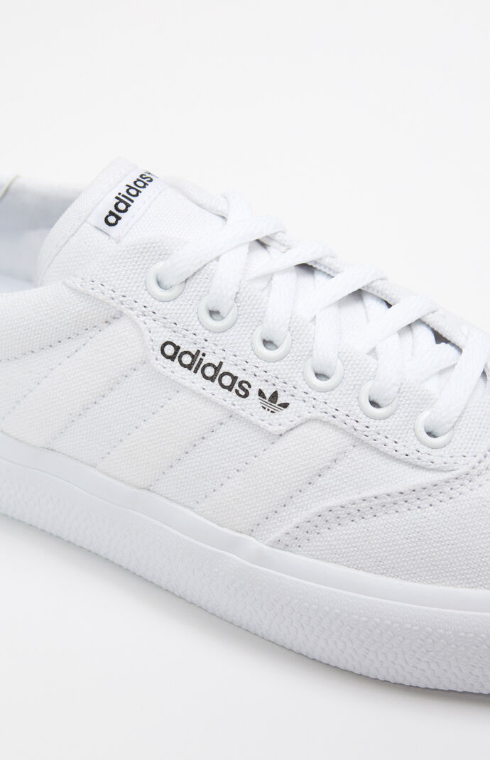 adidas skateboarding 3mc vulc sneaker in white