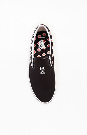 Vans Korean Typography Classic Slip-On Shoes | PacSun