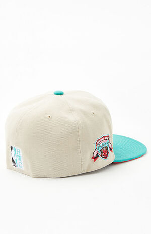 Mitchell & Ness Vancouver Grizzlies Snapback Hat - Teal/Black/Throwback  Logo - Basketball Cap for Men