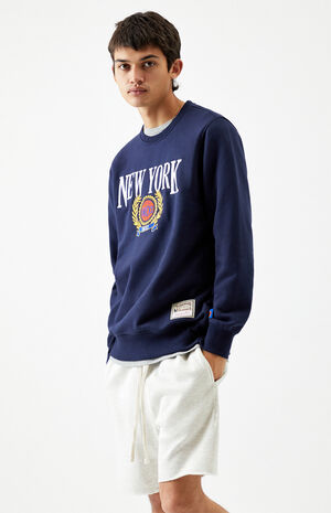 håndtag etiket Borgmester Mitchell & Ness New York Knicks Crew Neck Sweatshirt | PacSun