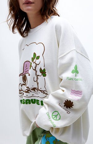Peanuts Snoopy Save It Fleece Sweatshirt | PacSun