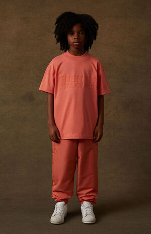 Essentials Fear Of God Kids Coral T-Shirt | PacSun