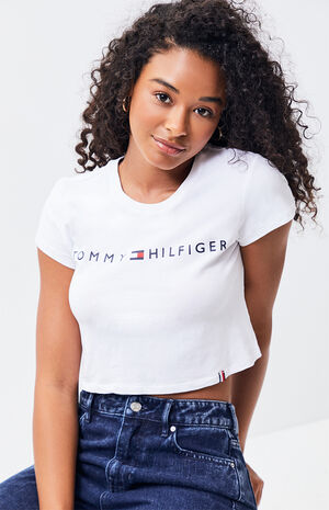 Tommy Hilfiger Flock Logo Cropped T-Shirt | PacSun