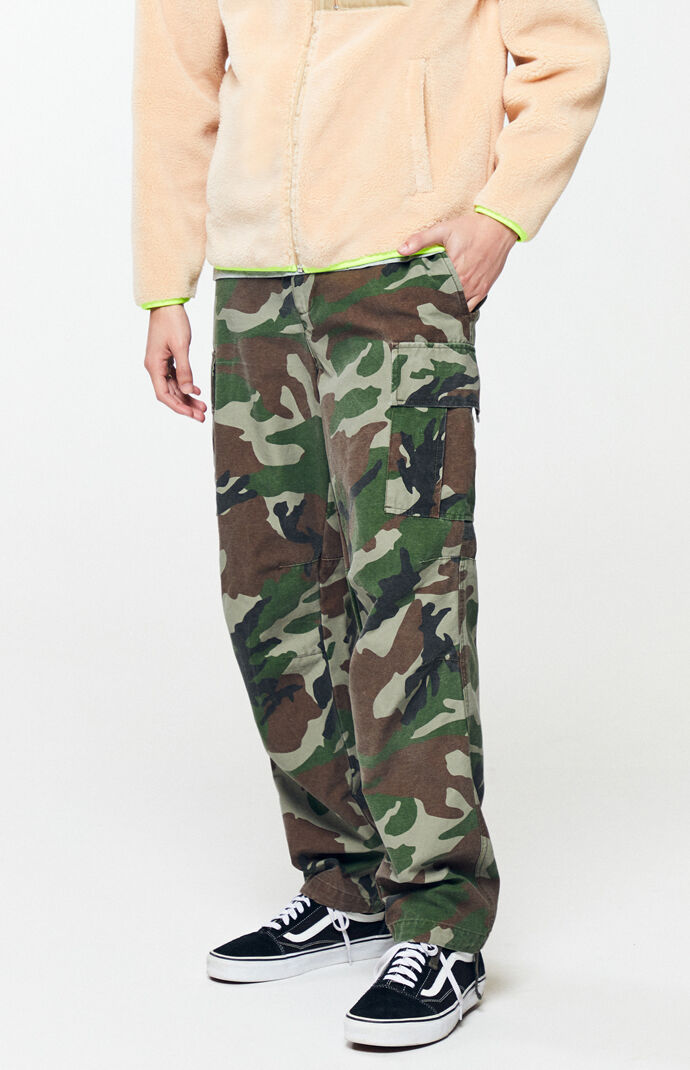 camouflage baggy jeans