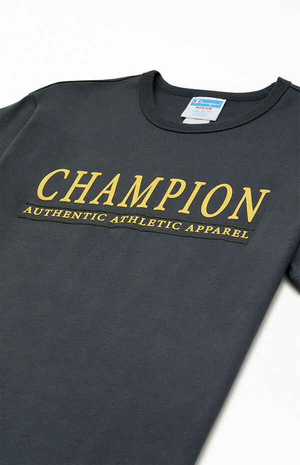I nåde af Soveværelse en sælger Champion Authentic Athletics T-Shirt | PacSun