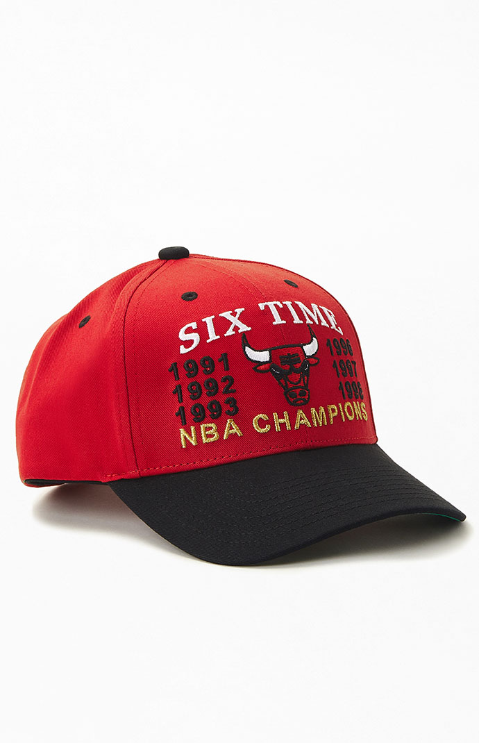 Mitchell & Ness Bulls Six Time Snapback Hat | PacSun